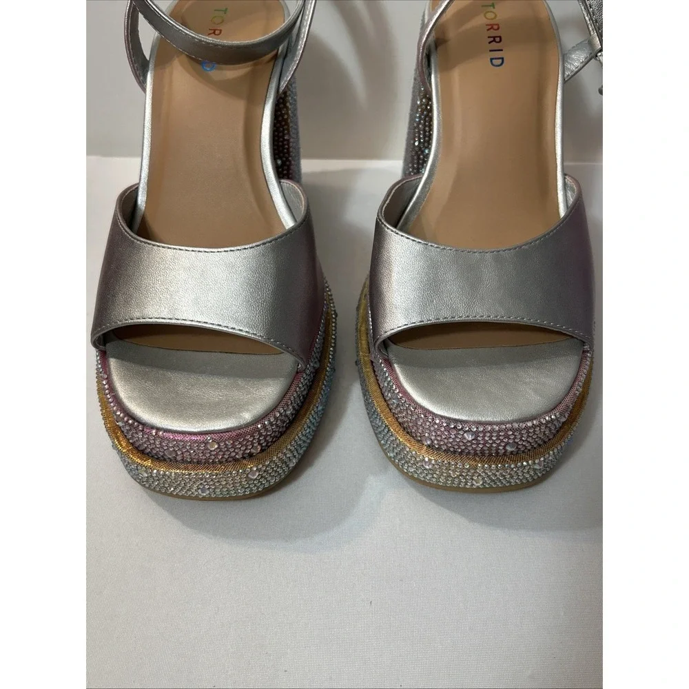 Torrid Rainbow Double Platform Heel Sandal 9 Pride Pastel Rhinestone Holographic